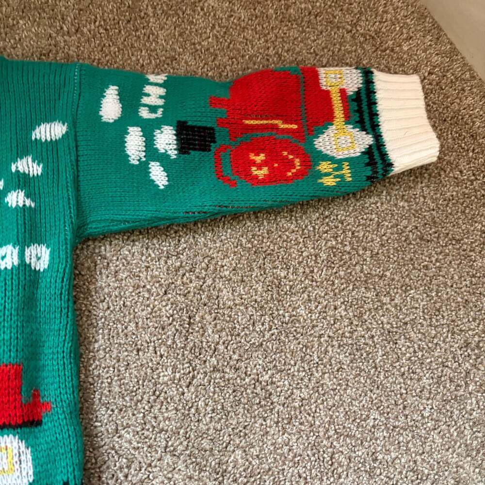 Vintage Hand Knitted Steam Train Sweater for Toddler toy box 12 months - Picture 5 of 8